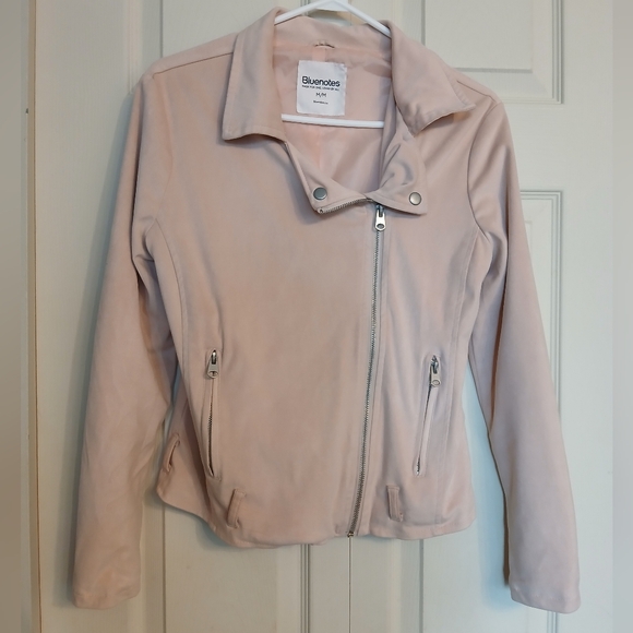 Bluenotes Jackets & Blazers - Bluenotes Soft Pink Zip Up Soft Bomber Type Jacket, Size Medium (M)